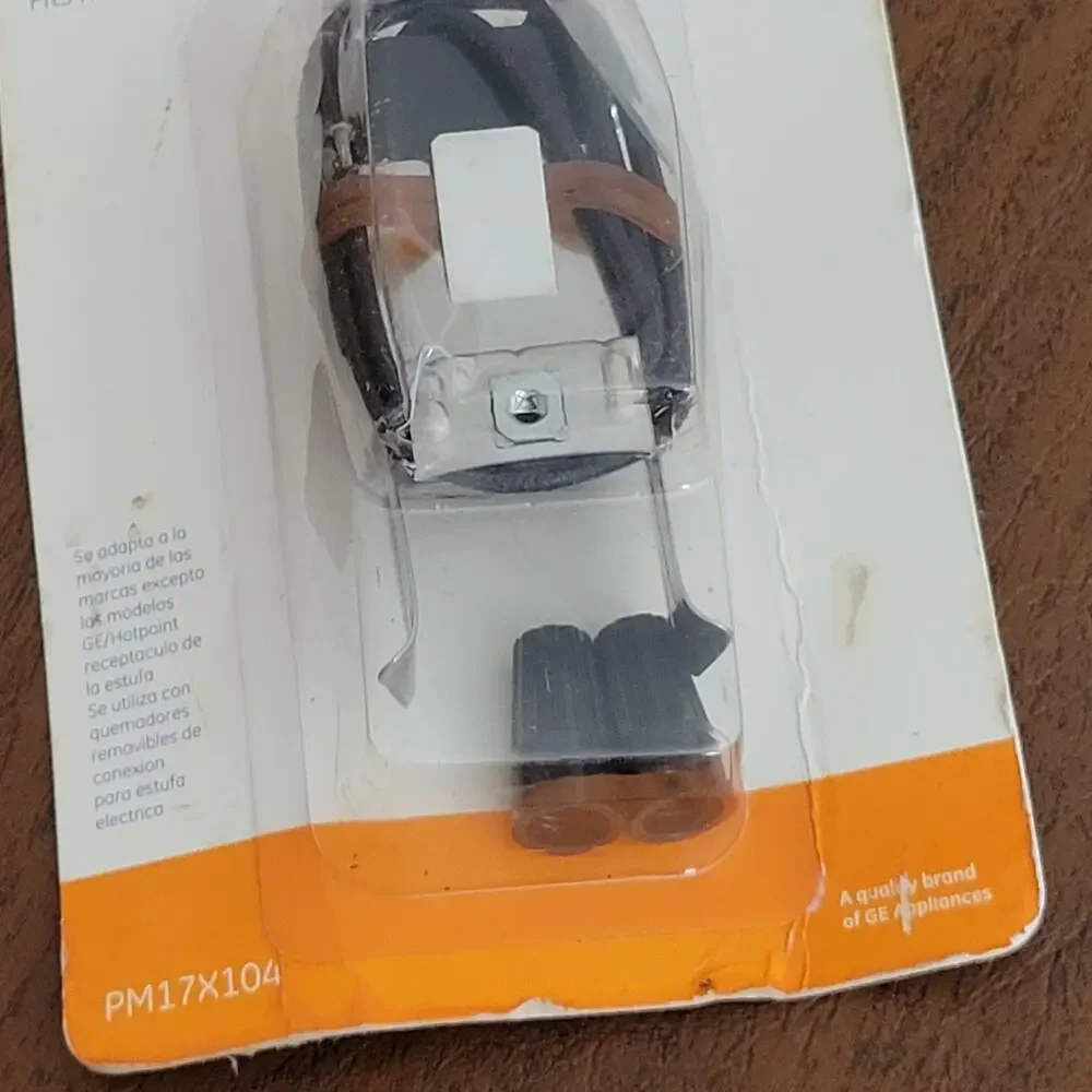 GE PartsMaster PM17X104 Range Receptacle New in the package, sealed.